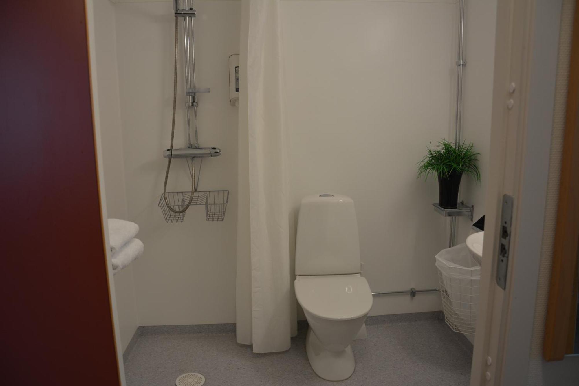 Katrinebergs Folkhoegskola B&B Vessigebro Екстериор снимка